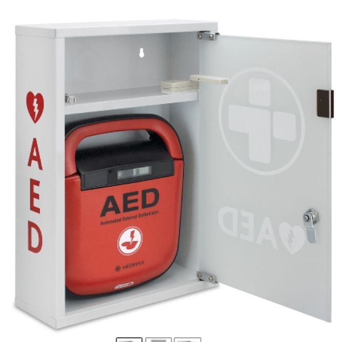 Internal defibrillator cabinet